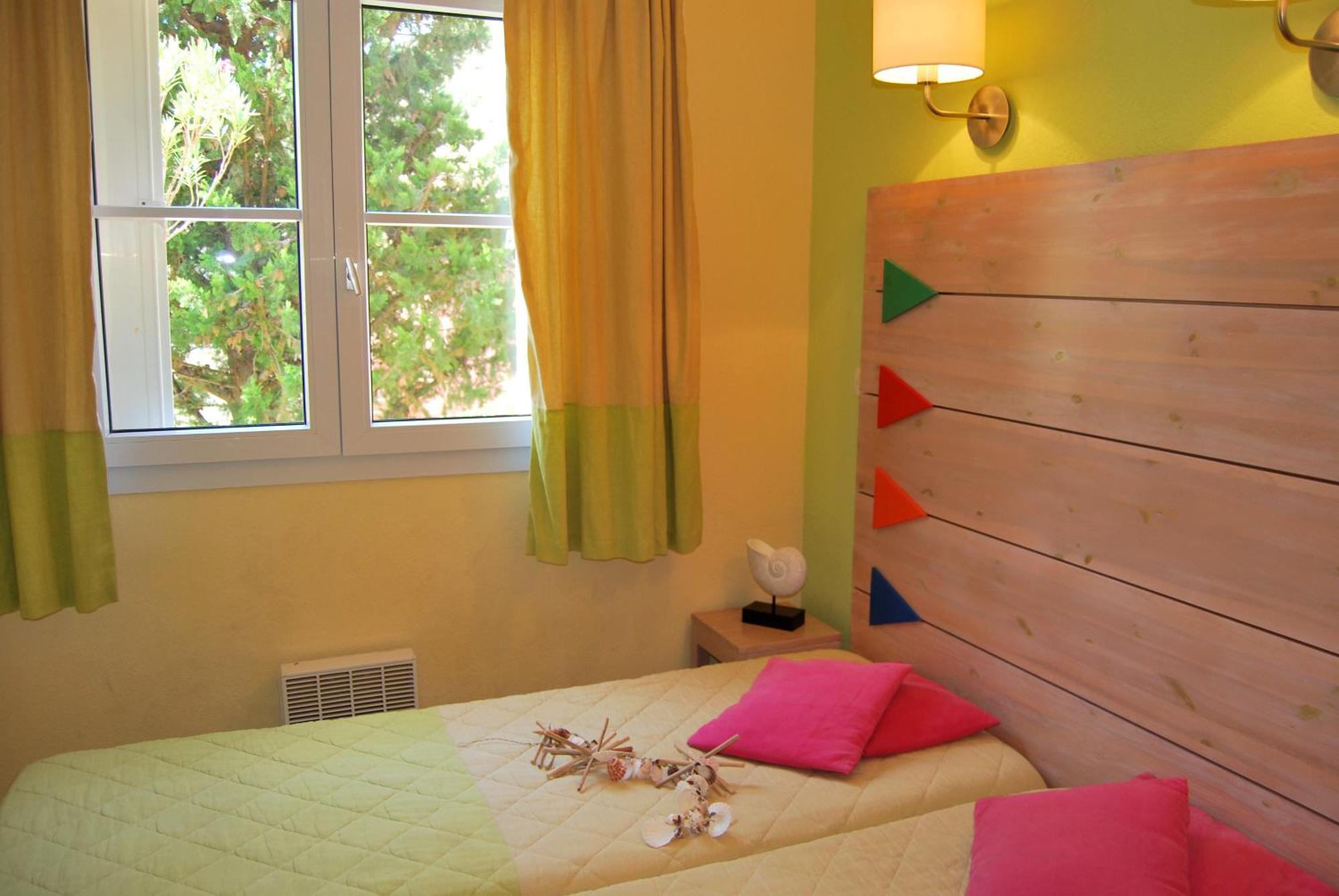 Lagrange Grand Bleu Vacances - Residence Le Village Des Aloes Cerbere Phòng bức ảnh